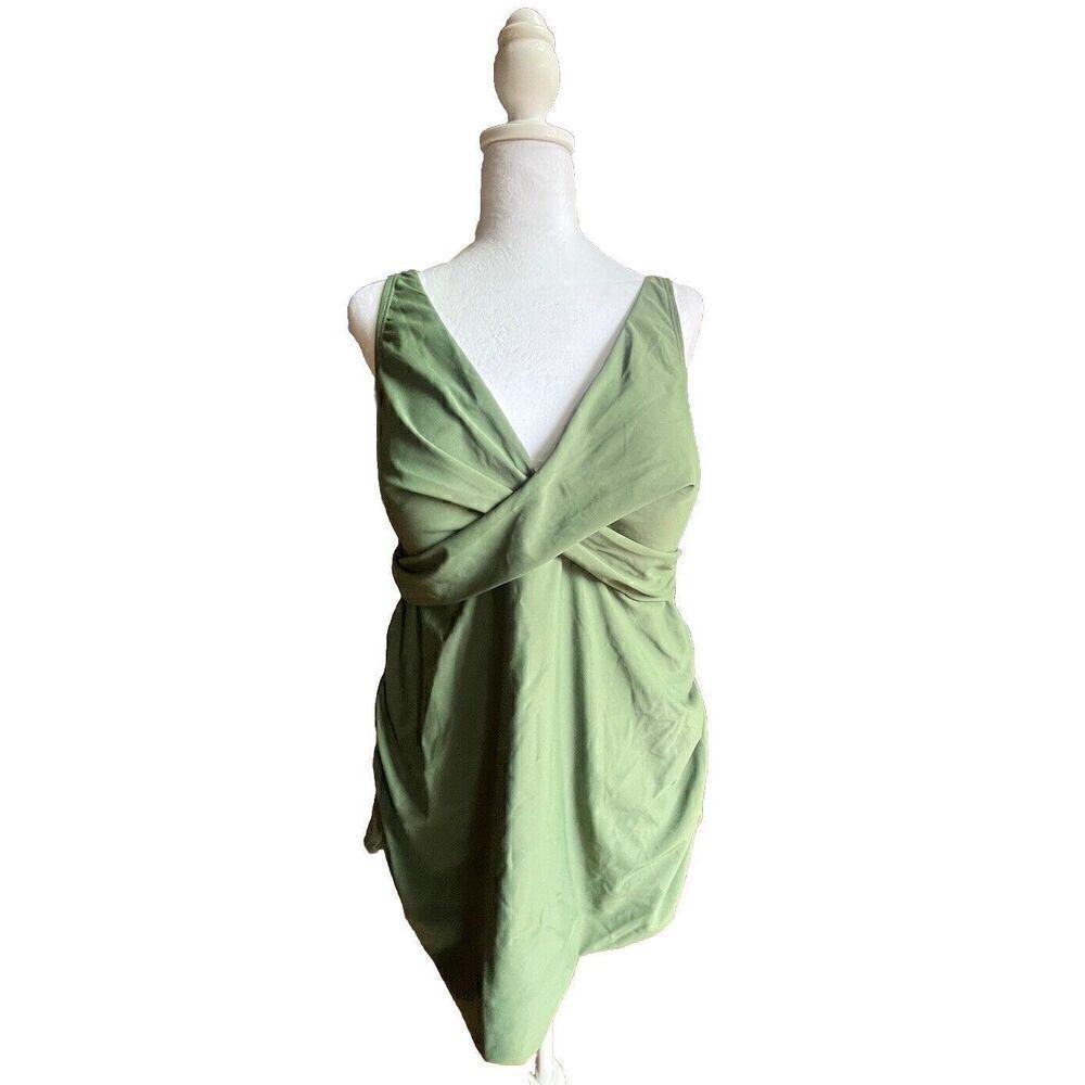 Aqua Eve Tankini Top  Women Padded Adjustable GREEN Size 18W NWT